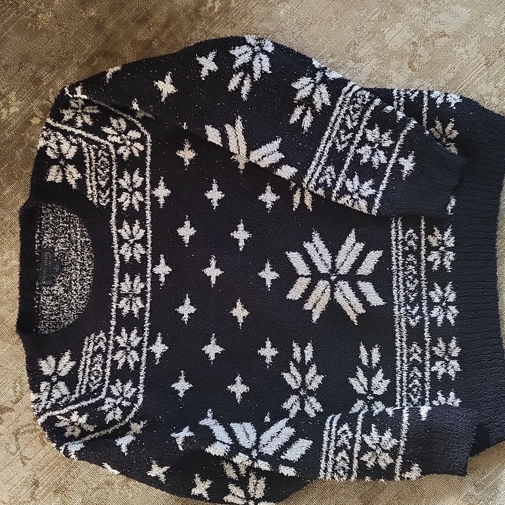 Barefoot Dreams CozyChic Snowflake Sweater Winter Crew Sweater